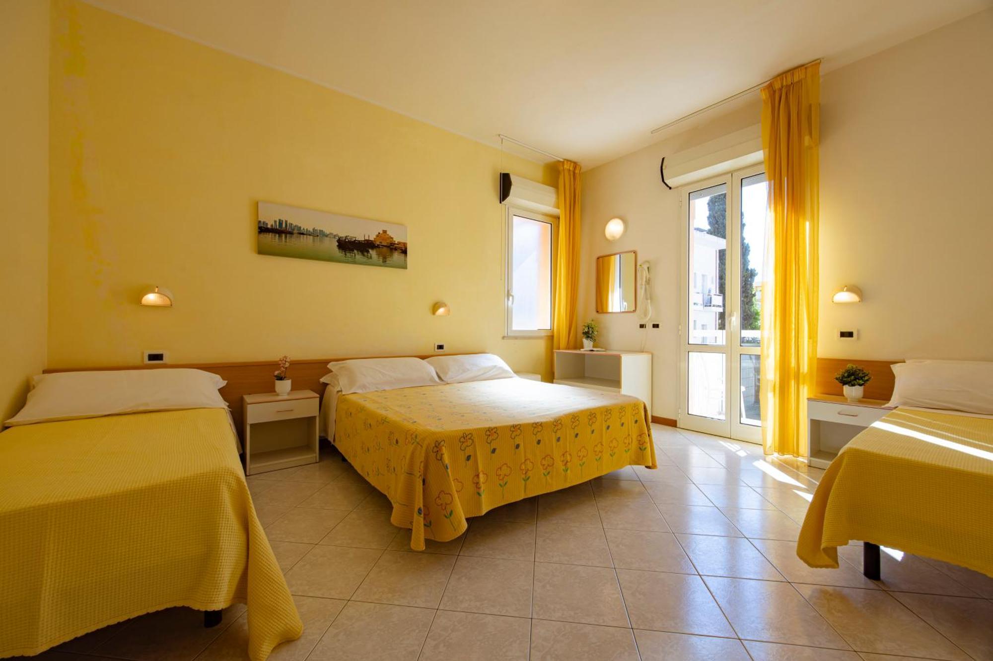 Hotel Paola Garden - Nuova Gestione Bellariva Di Rimini ภายนอก รูปภาพ