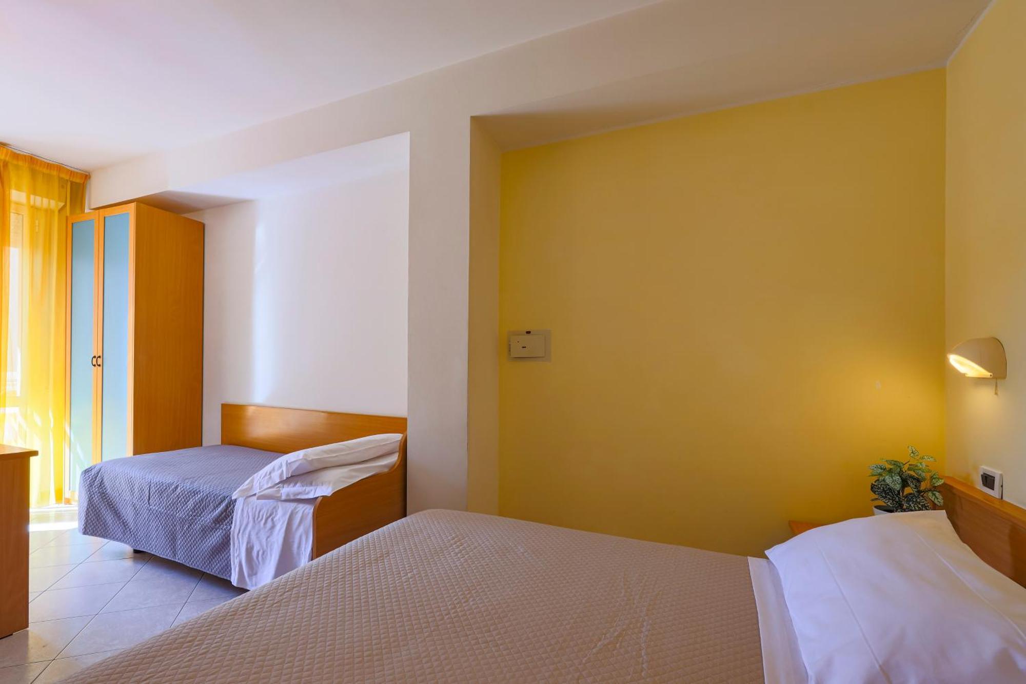 Hotel Paola Garden - Nuova Gestione Bellariva Di Rimini ภายนอก รูปภาพ