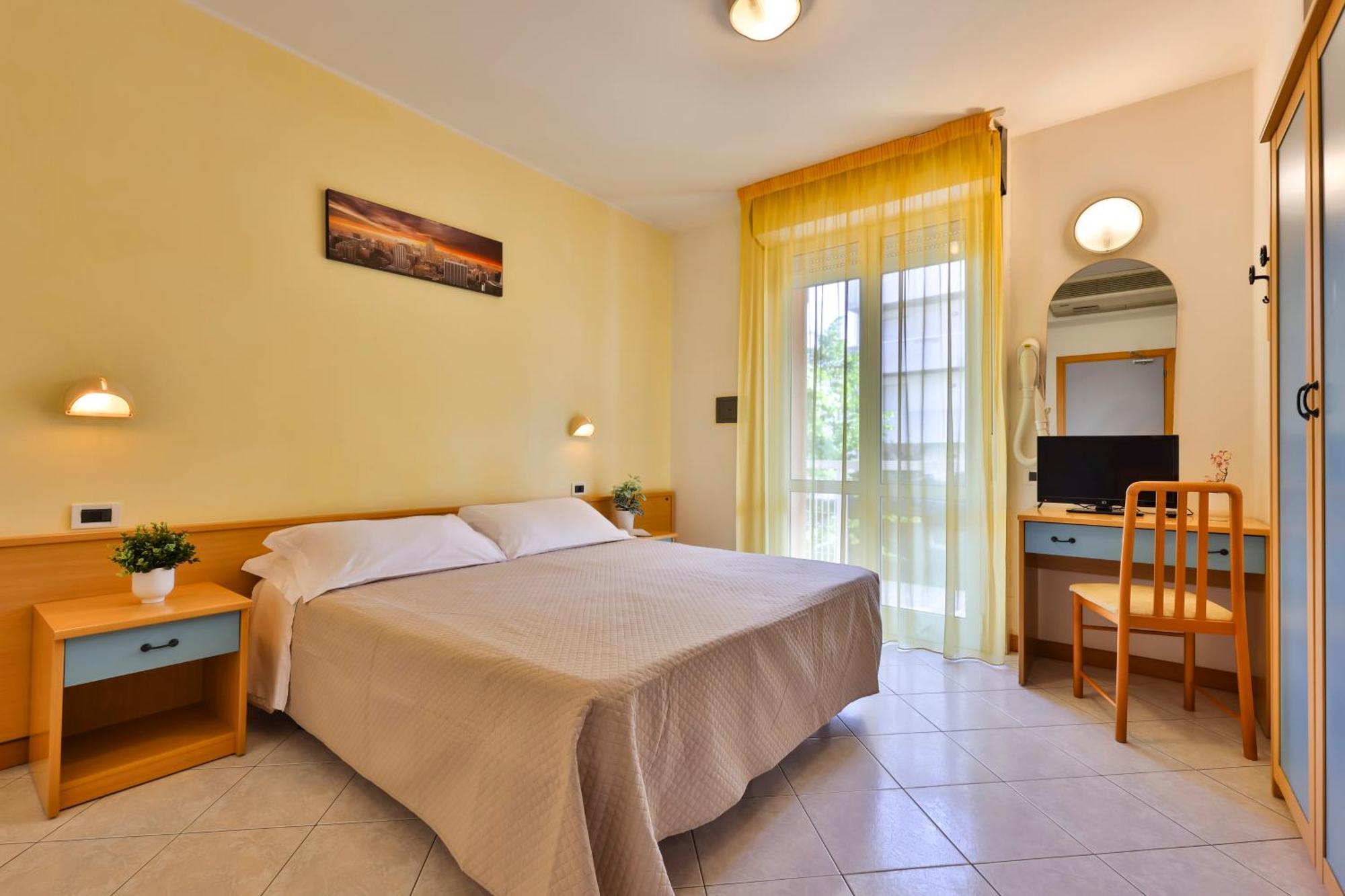 Hotel Paola Garden - Nuova Gestione Bellariva Di Rimini ภายนอก รูปภาพ