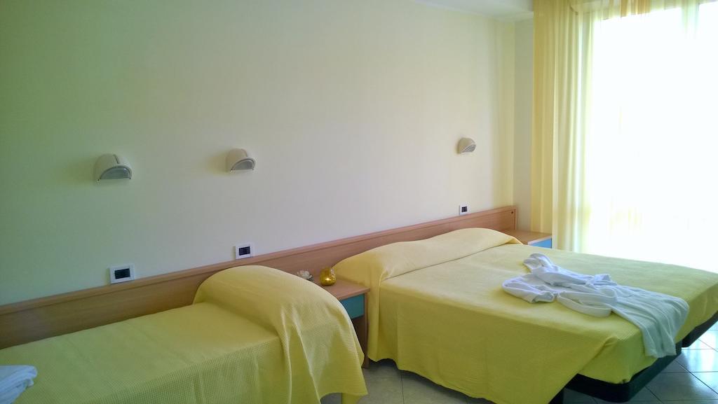 Hotel Paola Garden - Nuova Gestione Bellariva Di Rimini ห้อง รูปภาพ