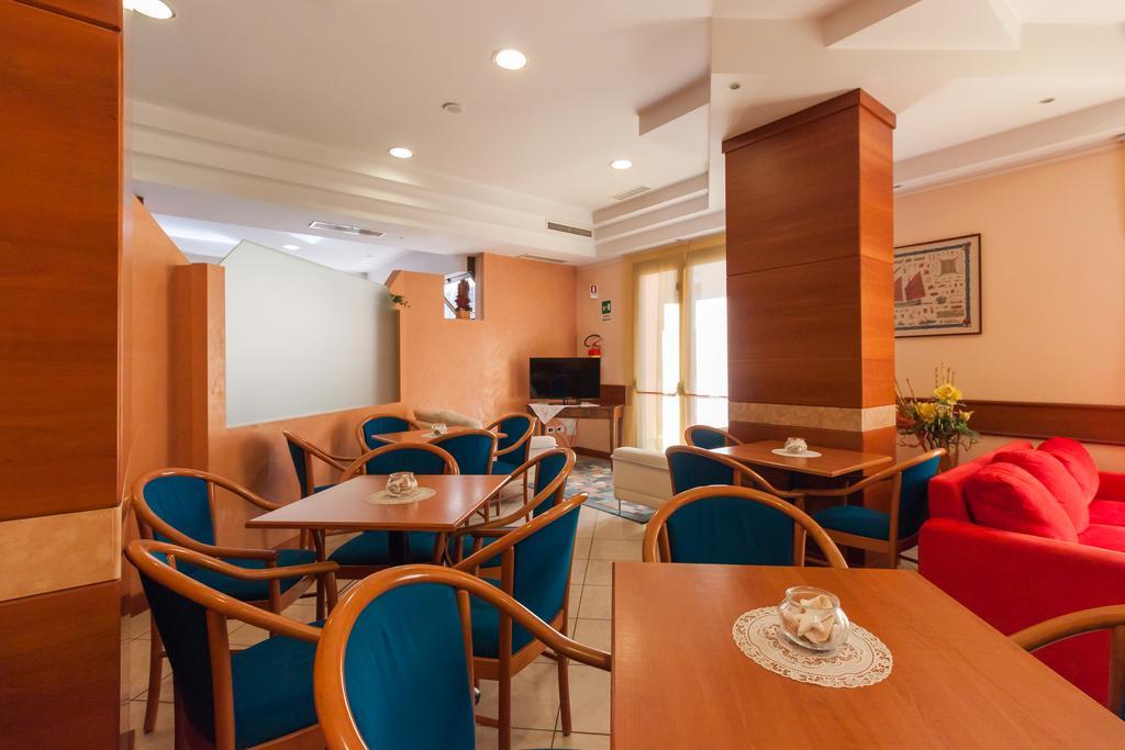 Hotel Paola Garden - Nuova Gestione Bellariva Di Rimini ภายนอก รูปภาพ